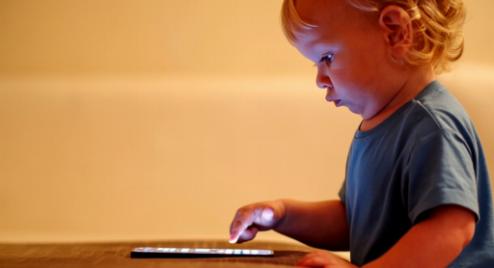 Γιατί τα διαδραστικά ηλεκτρονικά βιβλία είναι ουσιώδη για τη μάθηση του μωρού σας